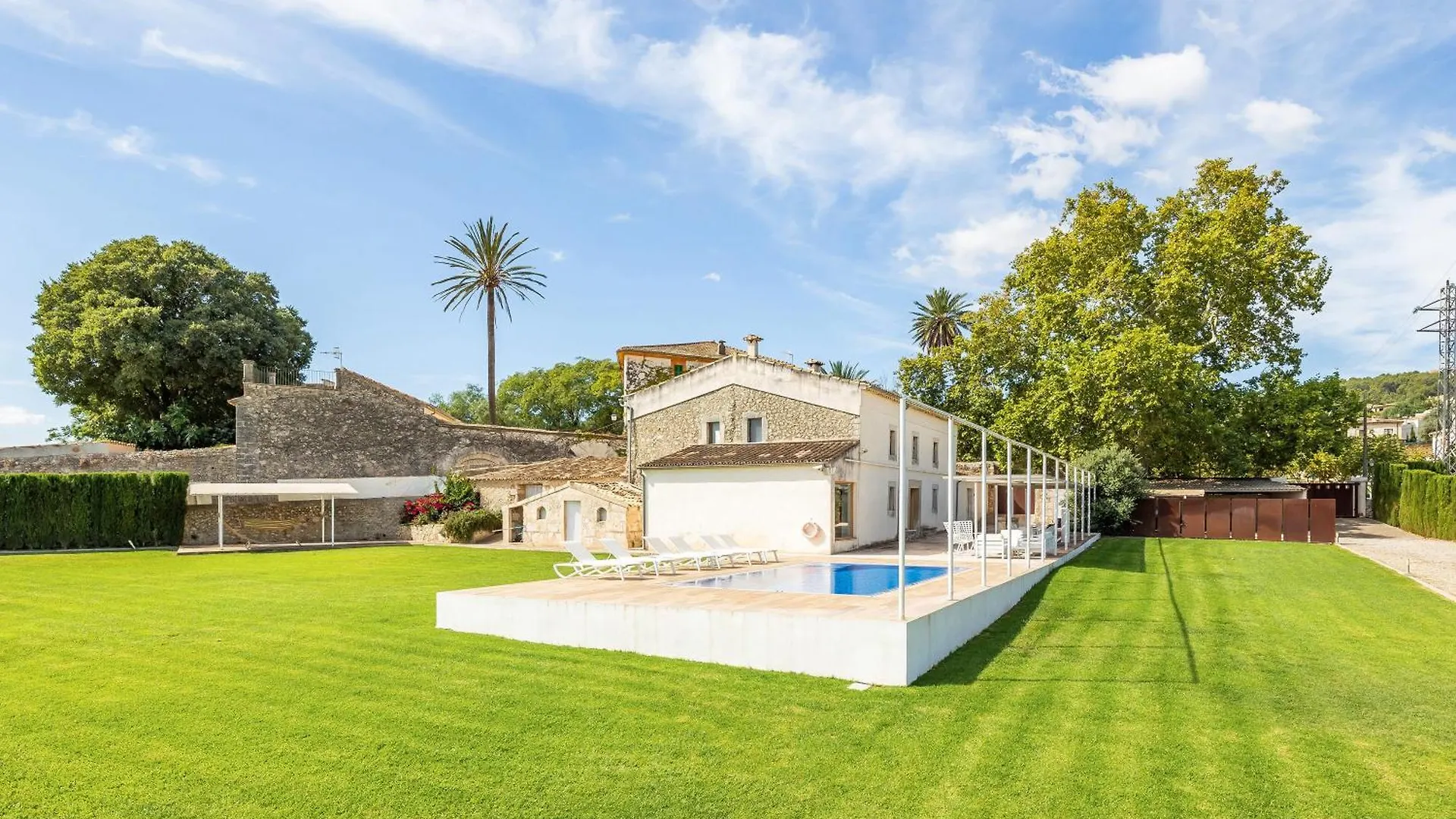 Casa Con Piscina En Selva 게스트하우스 0*, 셀바 스페인
