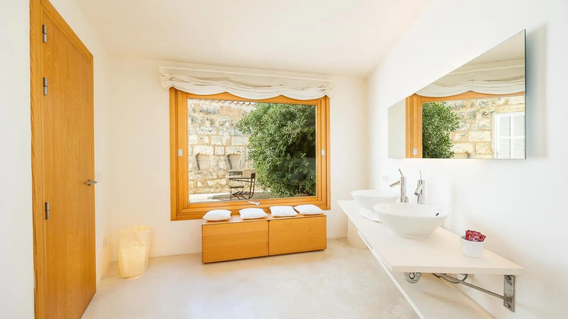 Casa Con Piscina En Selva 게스트하우스 컨트리하우스 셀바