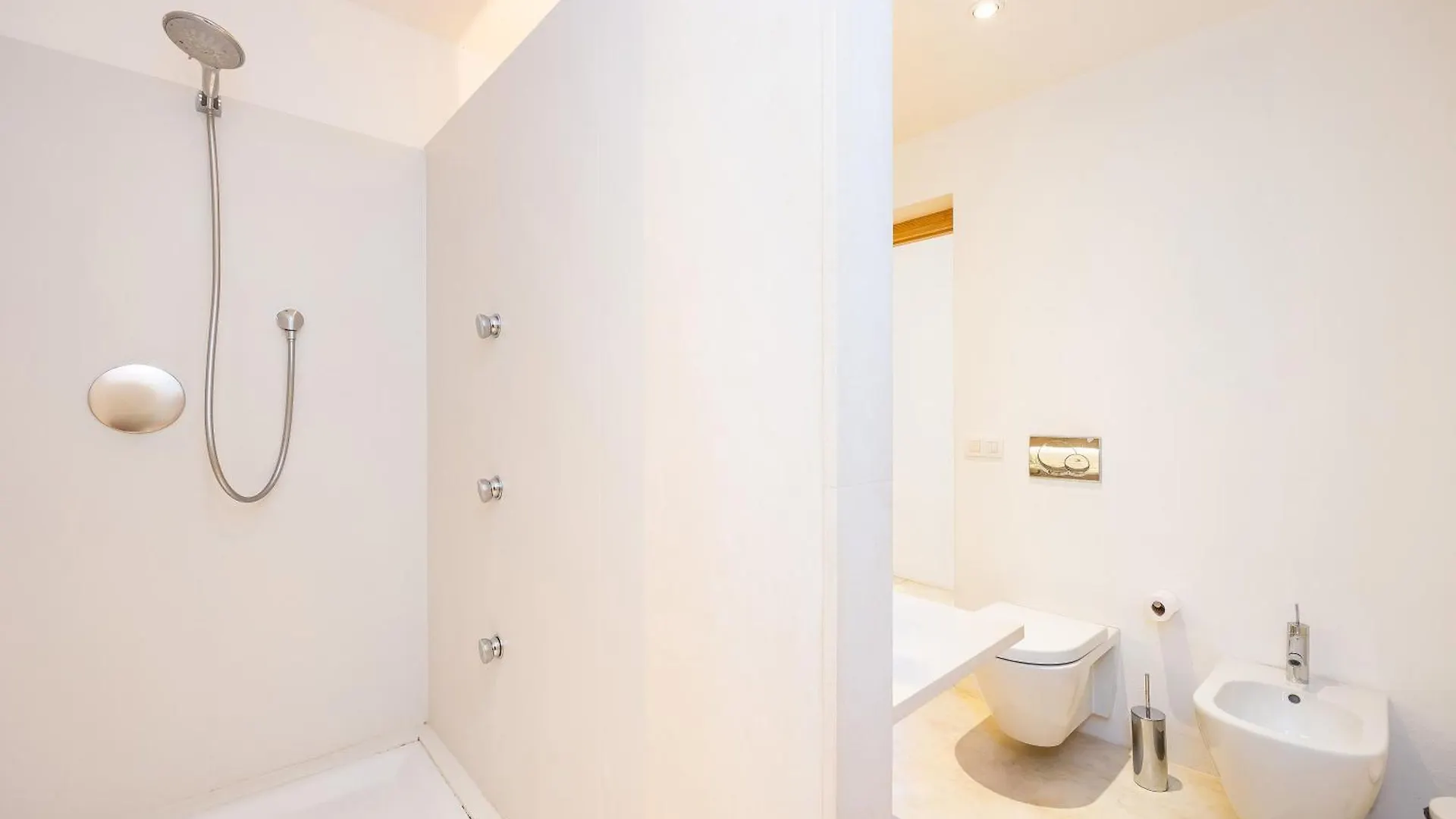 Casa Con Piscina En Selva 게스트하우스 셀바